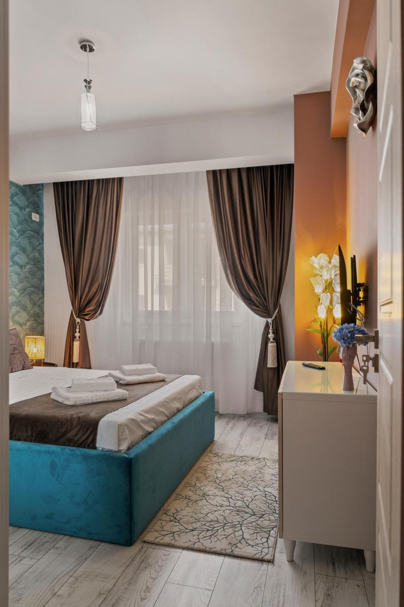 Comfort Azure Бухарест Екстер'єр фото